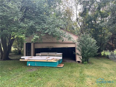 Tiny photo for 2432 Rochester Place, Northwood, OH 43619 (MLS # 6136214)
