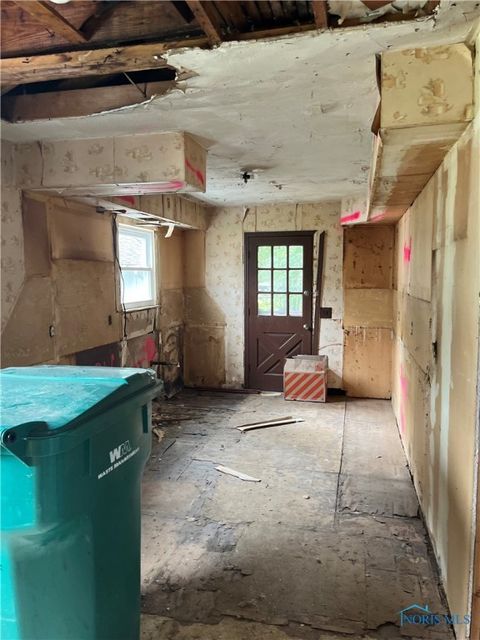Tiny photo for 2432 Rochester Place, Northwood, OH 43619 (MLS # 6136214)