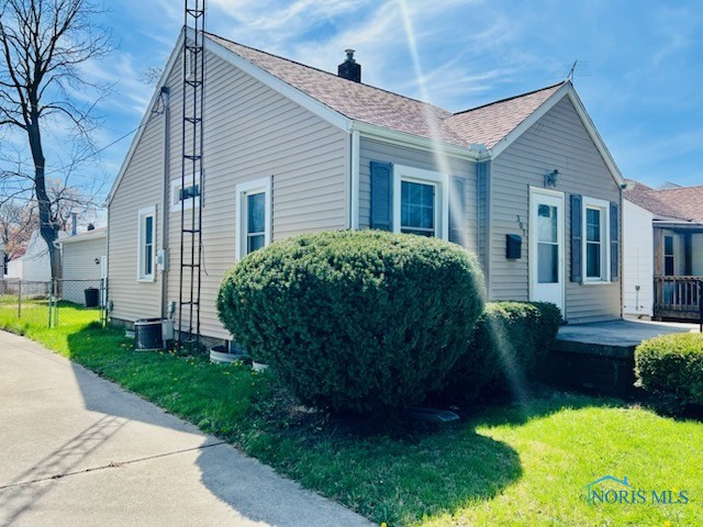 307 Sunset Boulevard, Toledo, Ohio image 6