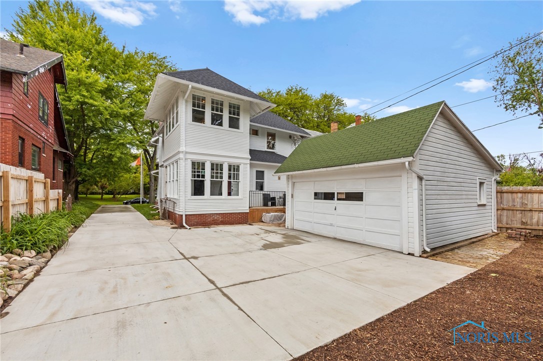2530 Robinwood Avenue, Toledo, Ohio image 46