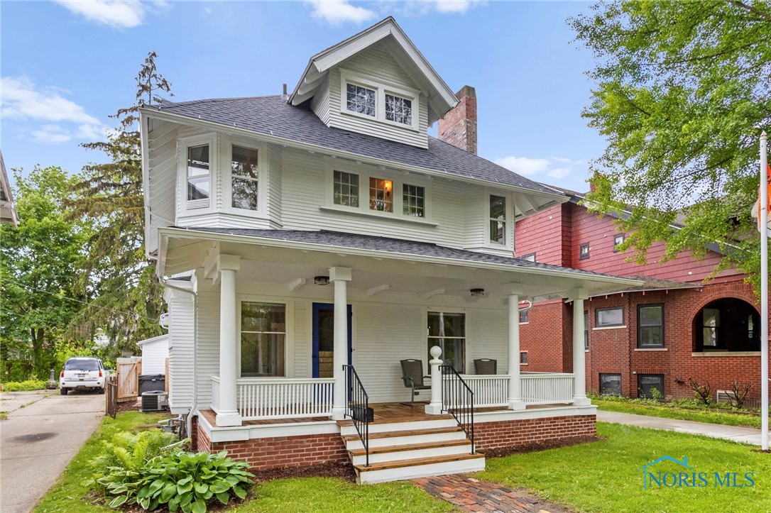 2530 Robinwood Avenue, Toledo, Ohio image 1
