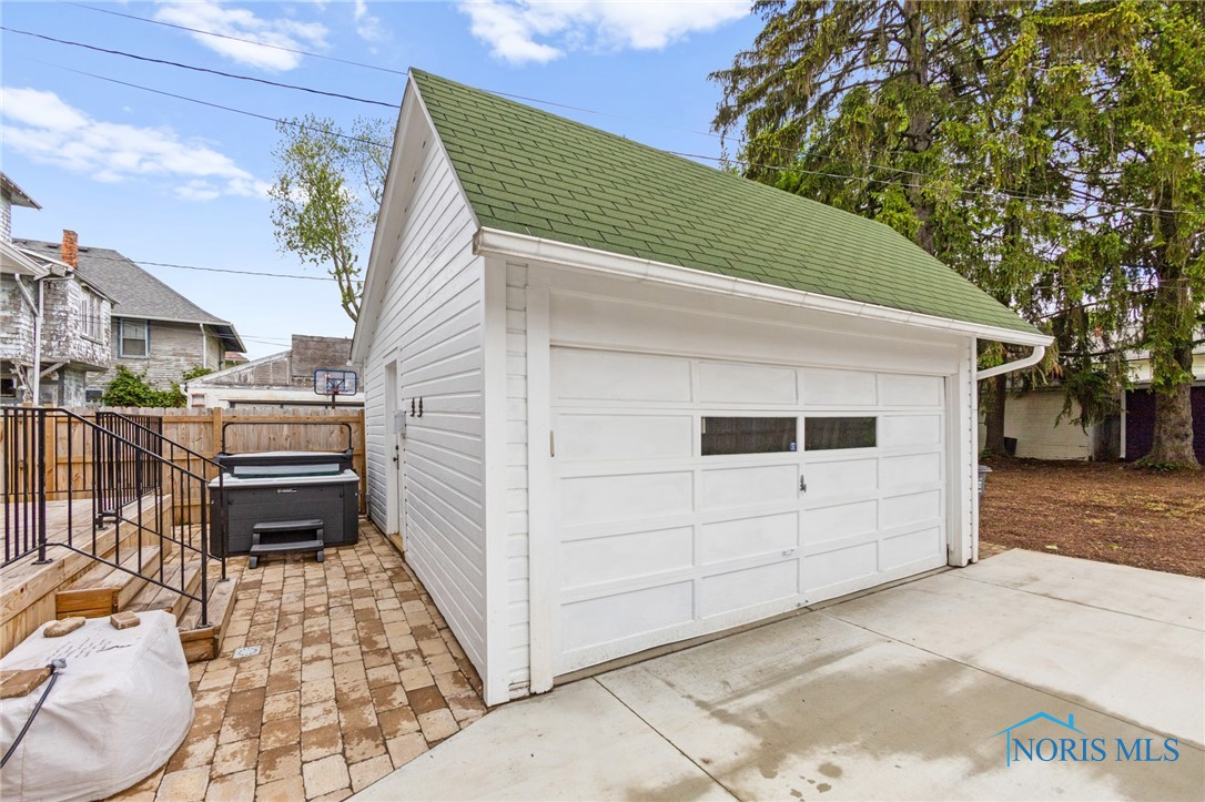 2530 Robinwood Avenue, Toledo, Ohio image 45