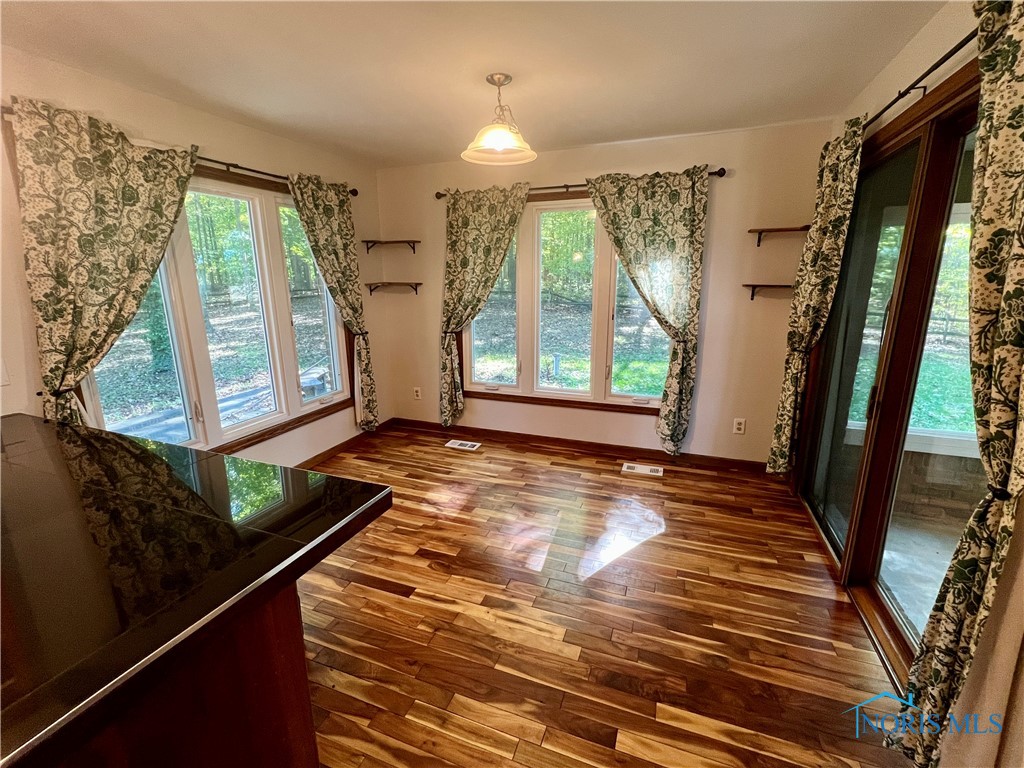 660 W County Road 6, Tiffin, Ohio image 17
