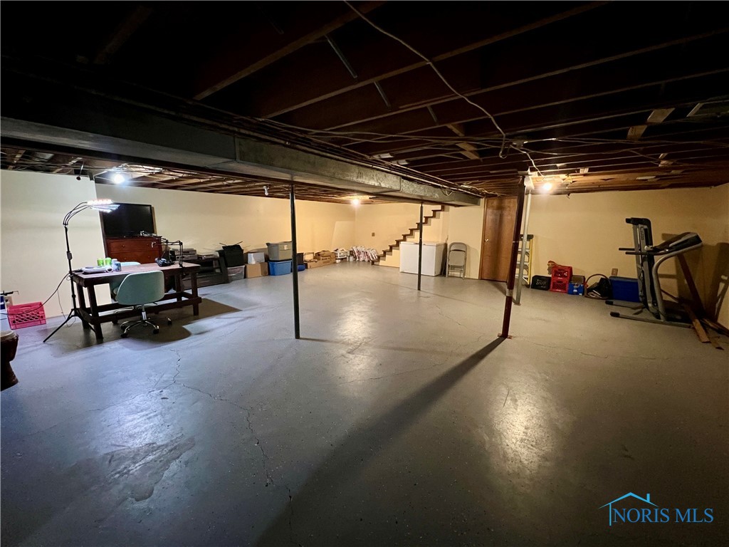 660 W County Road 6, Tiffin, Ohio image 37