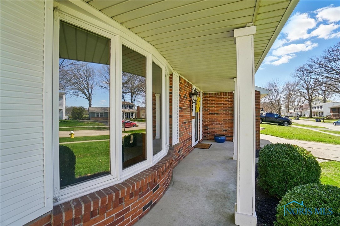 309 Southwood Drive, Perrysburg, Ohio image 4