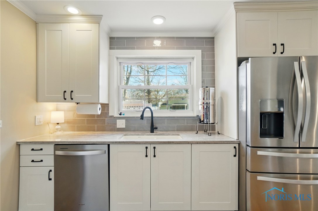 309 Southwood Drive, Perrysburg, Ohio image 14