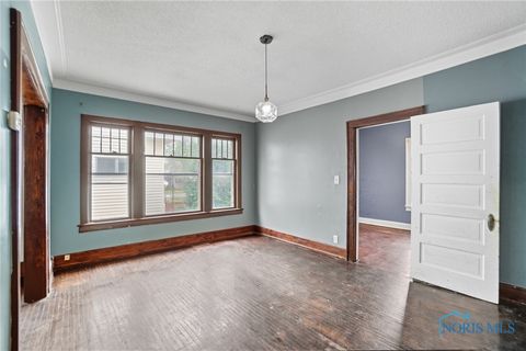 Tiny photo for 325 Greenlawn Avenue, Findlay, OH 45840 (MLS # 6136318)