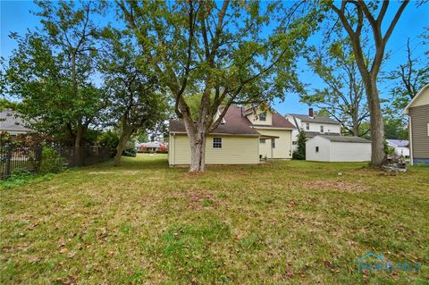 Tiny photo for 325 Greenlawn Avenue, Findlay, OH 45840 (MLS # 6136318)