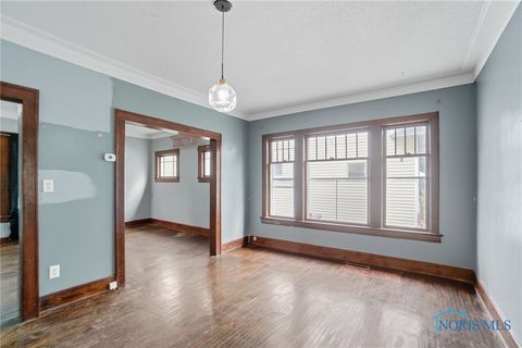 Tiny photo for 325 Greenlawn Avenue, Findlay, OH 45840 (MLS # 6136318)