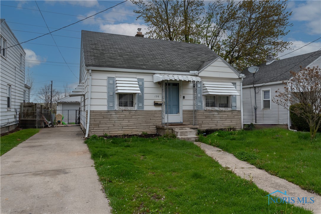 View Toledo, OH 43612 property