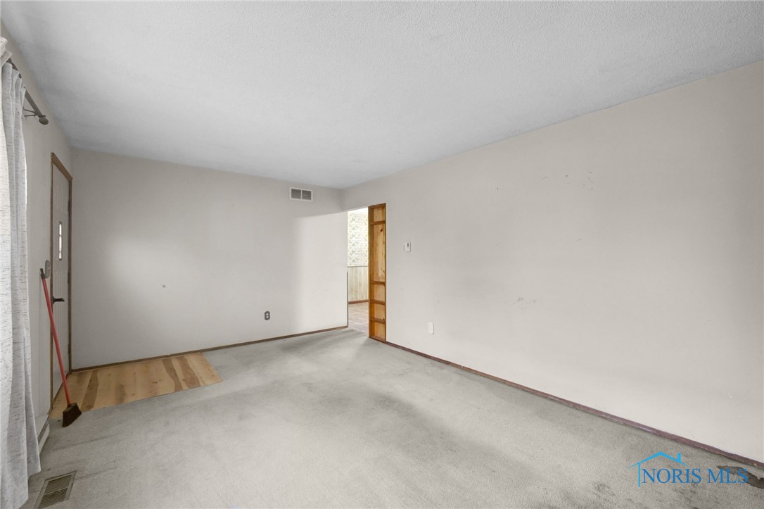 13921 Defiance Pike, Rudolph, Ohio image 3