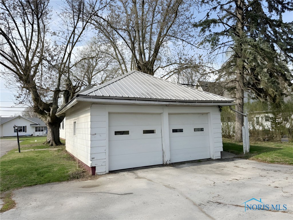 319 W High Street, Hicksville, Ohio image 17