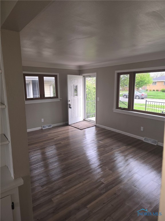 4572 285th Street, Toledo, Ohio image 2
