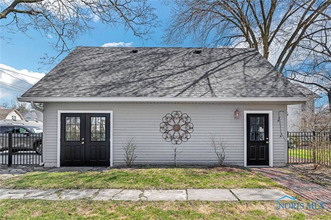 409 E Wayne Street, Maumee, Ohio image 6