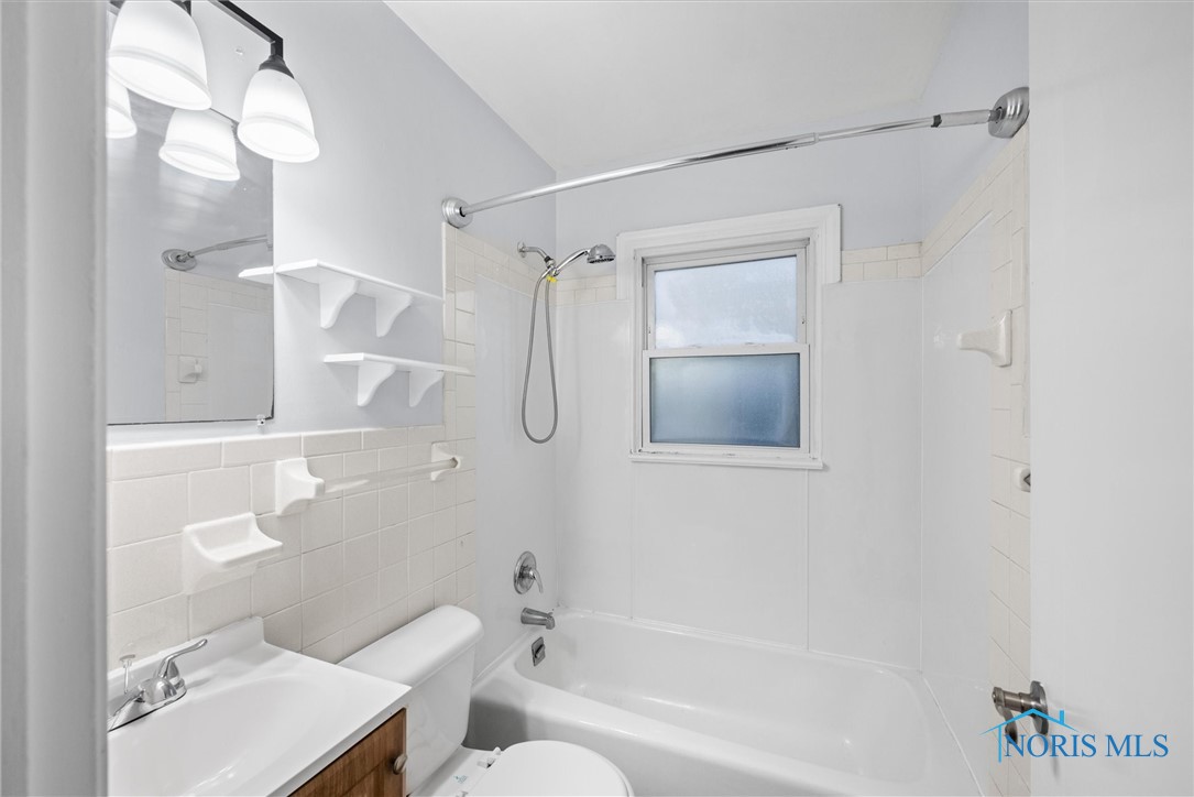 126 W Gramercy Avenue, Toledo, Ohio image 9