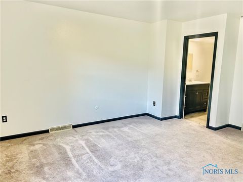 Tiny photo for 6748 Woodlake Drive #6748, Toledo, OH 43617 (MLS # 6136912)
