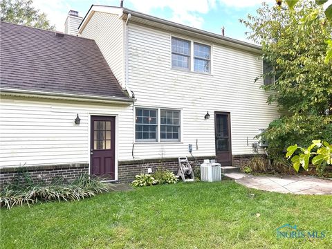 Tiny photo for 6748 Woodlake Drive #6748, Toledo, OH 43617 (MLS # 6136912)