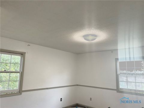 Tiny photo for 6748 Woodlake Drive #6748, Toledo, OH 43617 (MLS # 6136912)