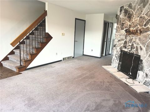 Tiny photo for 6748 Woodlake Drive #6748, Toledo, OH 43617 (MLS # 6136912)