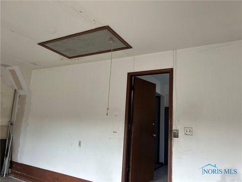 Tiny photo for 6748 Woodlake Drive #6748, Toledo, OH 43617 (MLS # 6136912)