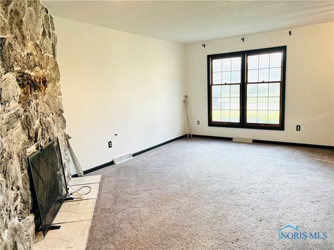 Tiny photo for 6748 Woodlake Drive #6748, Toledo, OH 43617 (MLS # 6136912)