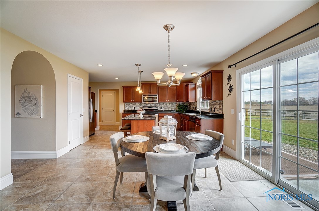 10823 Sun Trace Drive, Perrysburg, Ohio image 11