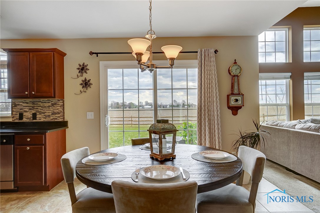 10823 Sun Trace Drive, Perrysburg, Ohio image 13