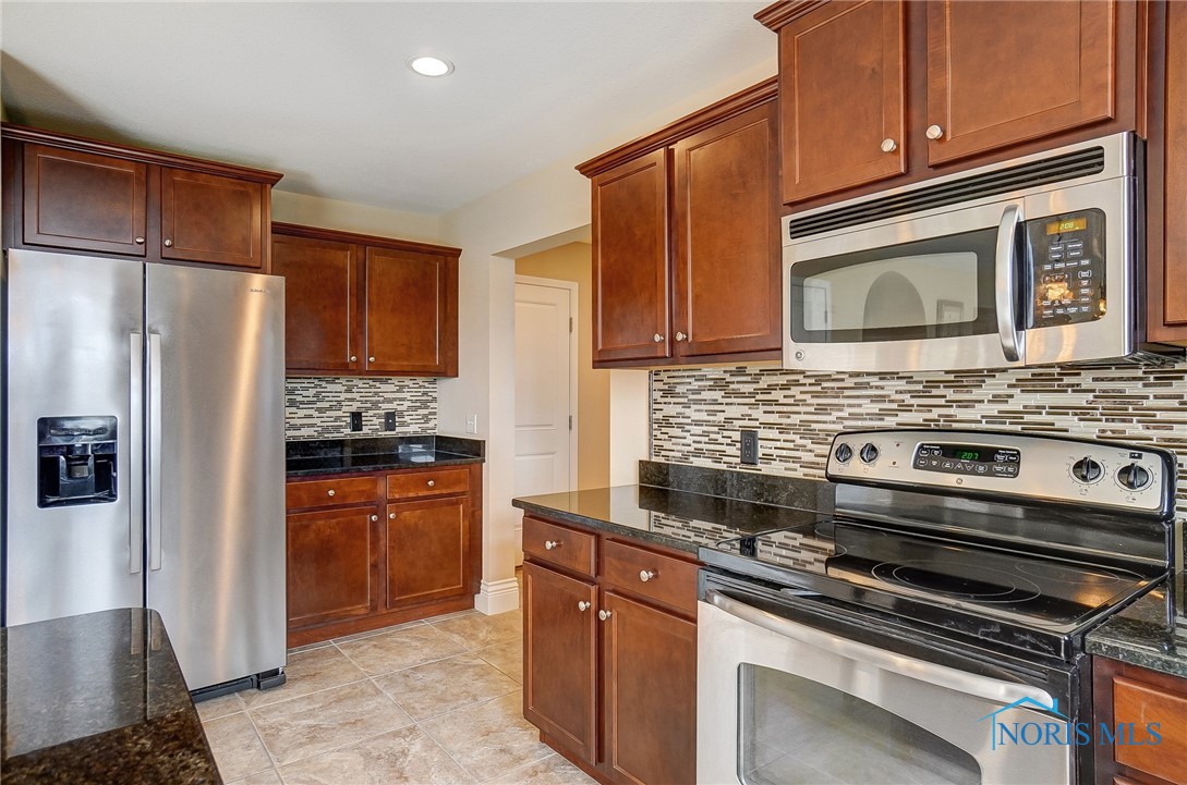 10823 Sun Trace Drive, Perrysburg, Ohio image 19
