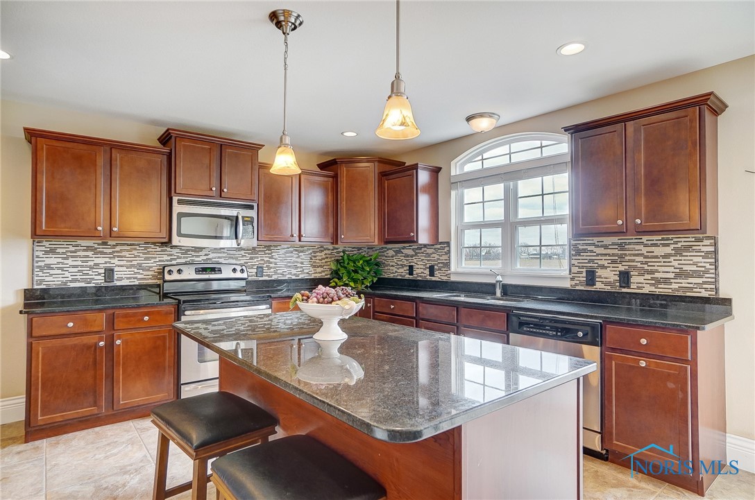 10823 Sun Trace Drive, Perrysburg, Ohio image 15