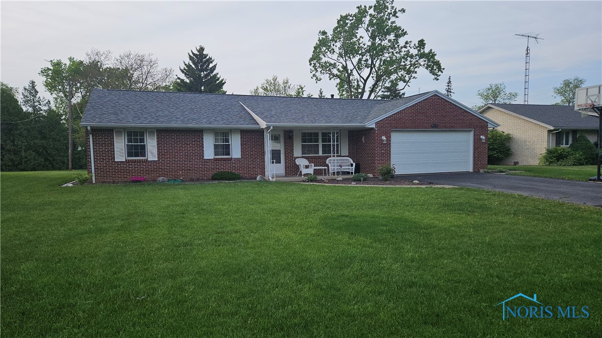 2154 N Kathy Lane, Genoa, Ohio image 1