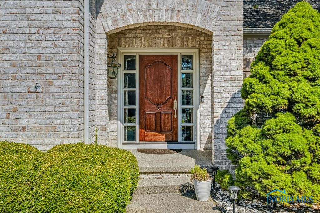 15 Stableside North