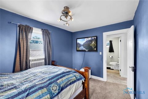 Tiny photo for 1073 Atlantic Ave Ave, Toledo, OH 43609 (MLS # 6136821)