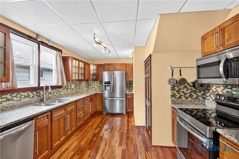 Tiny photo for 1073 Atlantic Ave Ave, Toledo, OH 43609 (MLS # 6136821)
