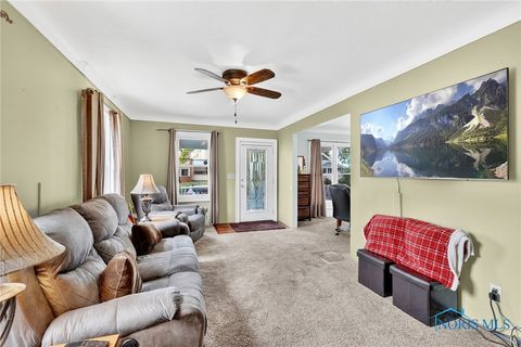 Tiny photo for 1073 Atlantic Ave Ave, Toledo, OH 43609 (MLS # 6136821)
