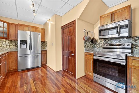 Tiny photo for 1073 Atlantic Ave Ave, Toledo, OH 43609 (MLS # 6136821)