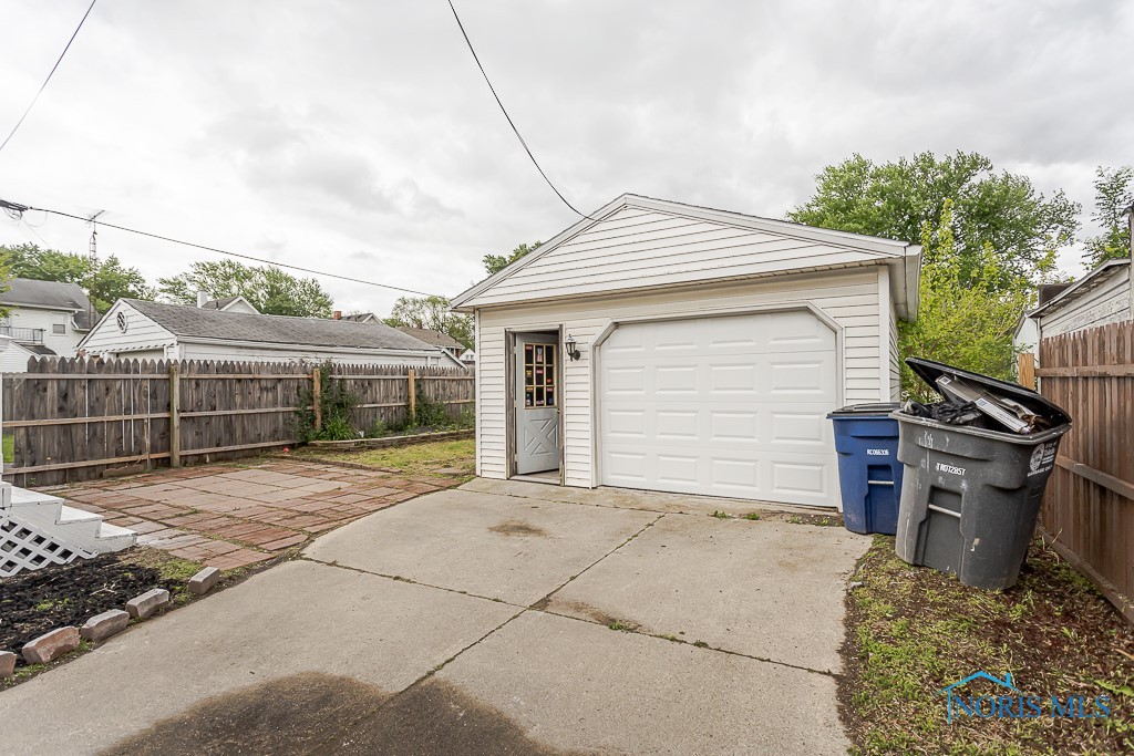 1385 Berdan Avenue, Toledo, Ohio image 8