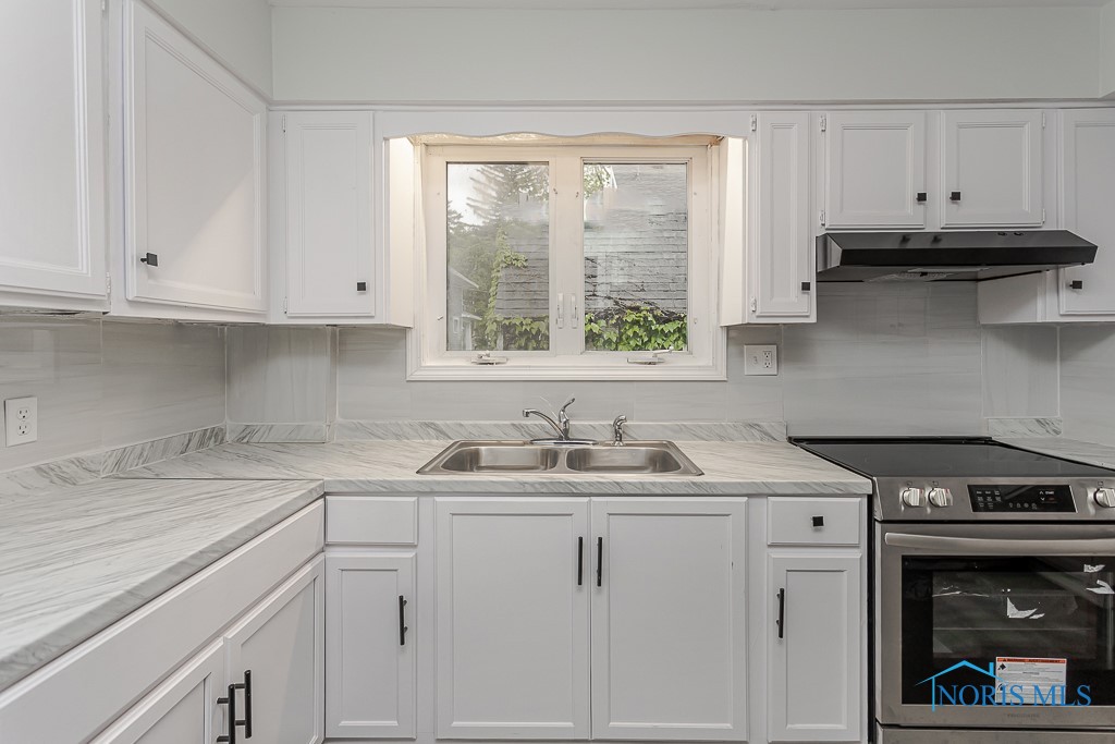 1385 Berdan Avenue, Toledo, Ohio image 24
