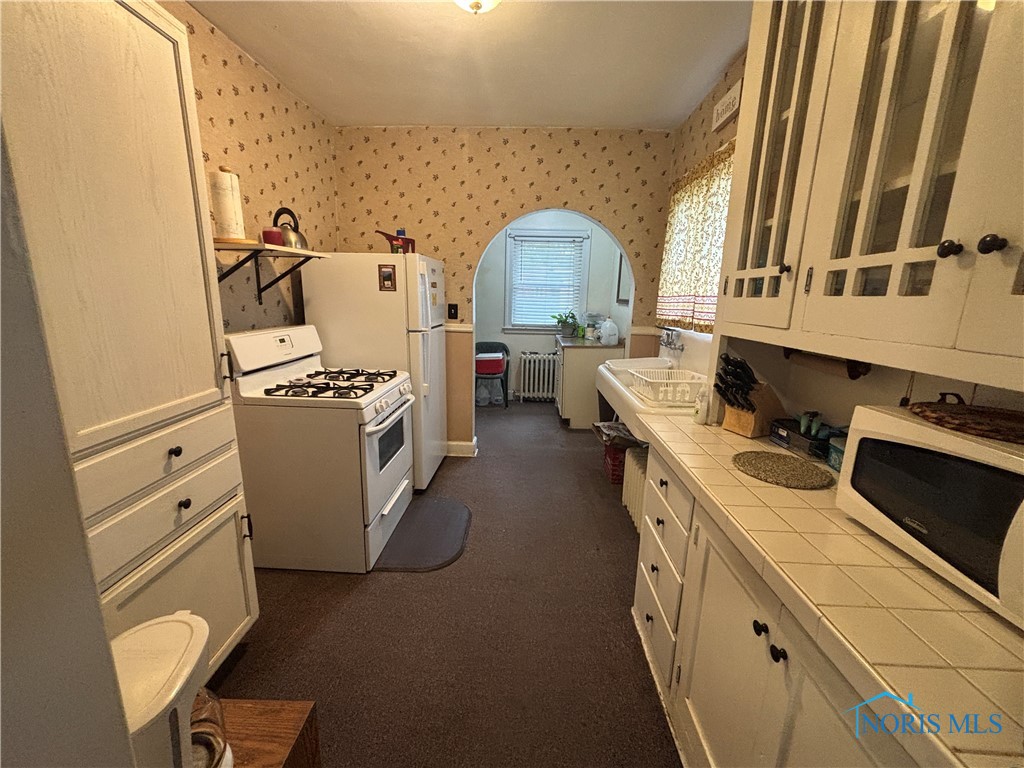 181 Osborne Street, Rossford, Ohio image 7