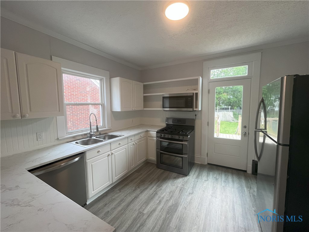 4032 Burnham Avenue, Toledo, Ohio image 7
