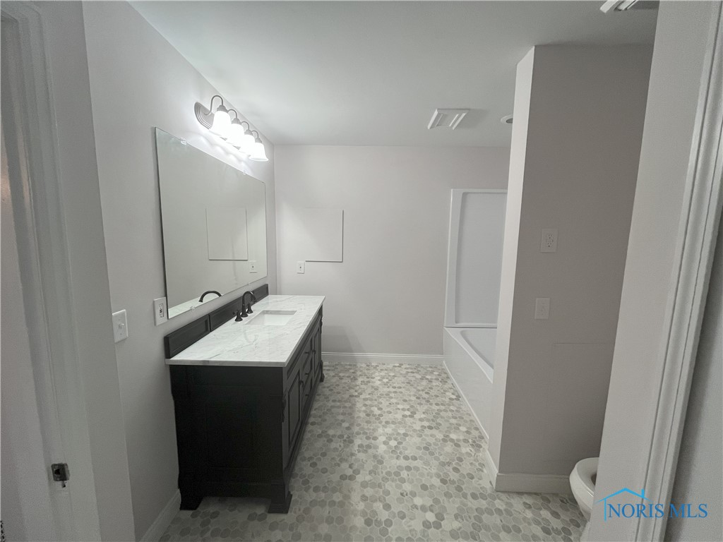 4032 Burnham Avenue, Toledo, Ohio image 16