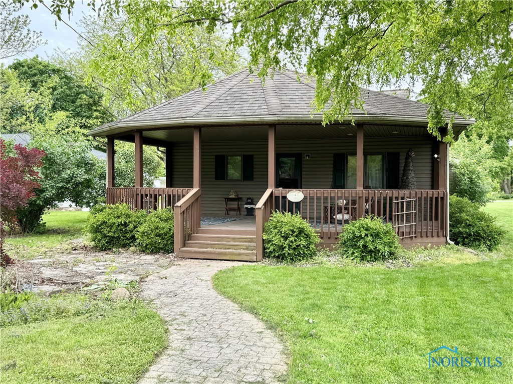 429 N Park Street, Deshler, Ohio image 2
