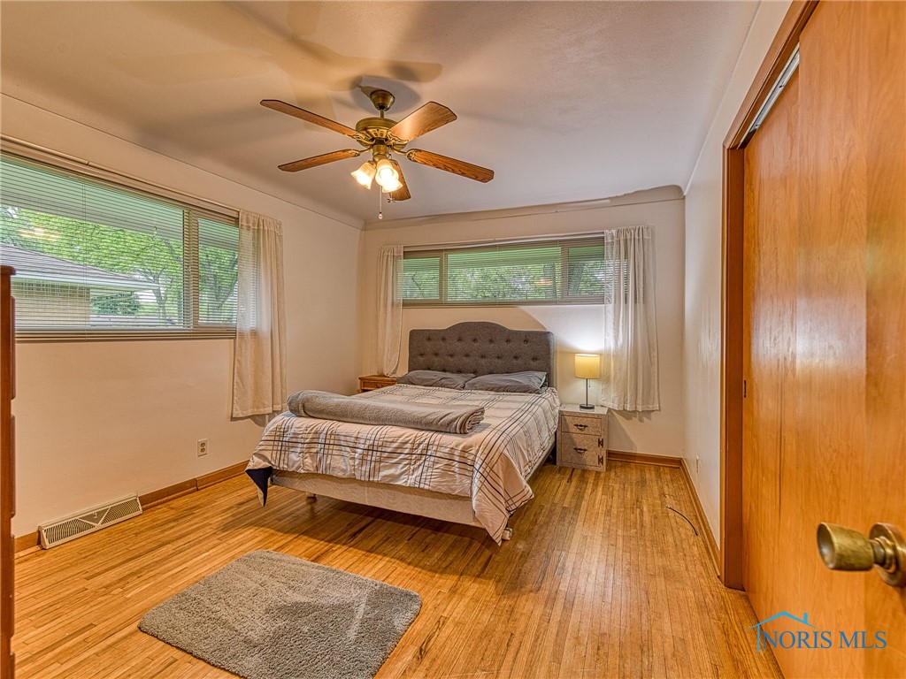 2305 E Country Club Parkway, Toledo, Ohio image 22