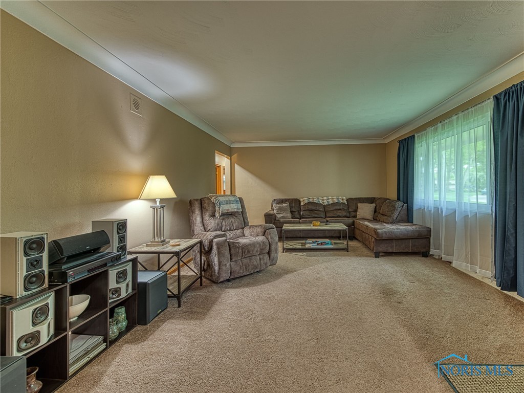 2305 E Country Club Parkway, Toledo, Ohio image 10