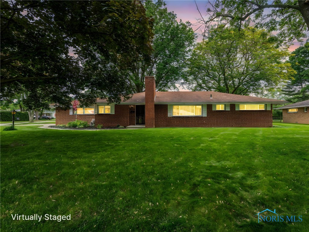 2305 E Country Club Parkway, Toledo, Ohio image 2