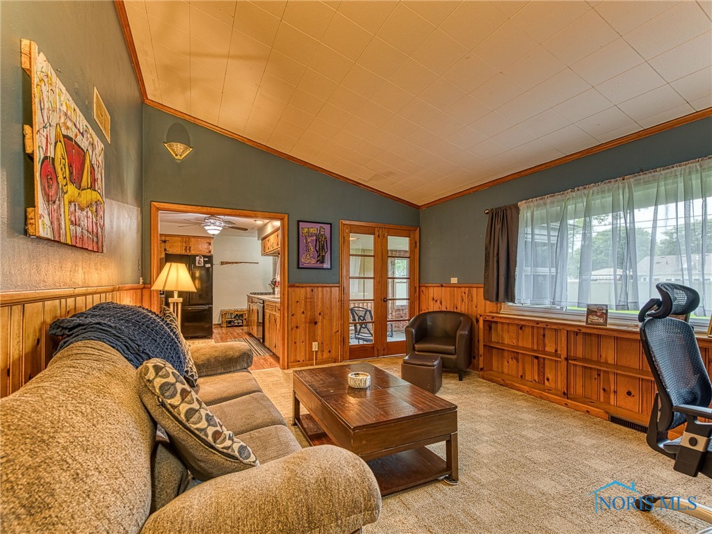 2305 E Country Club Parkway, Toledo, Ohio image 13