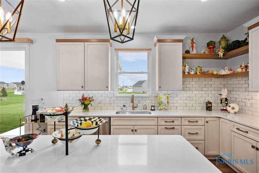 8829 Birchfield Road, Sylvania, Ohio image 22