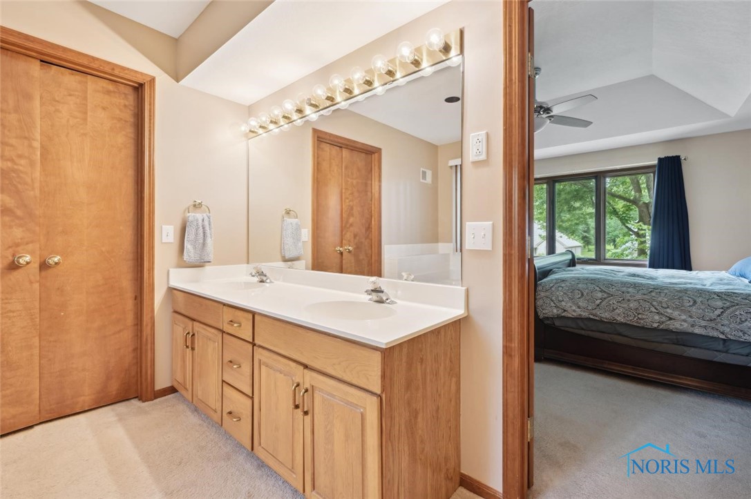 2426 Gibley Park Road, Toledo, Ohio image 28