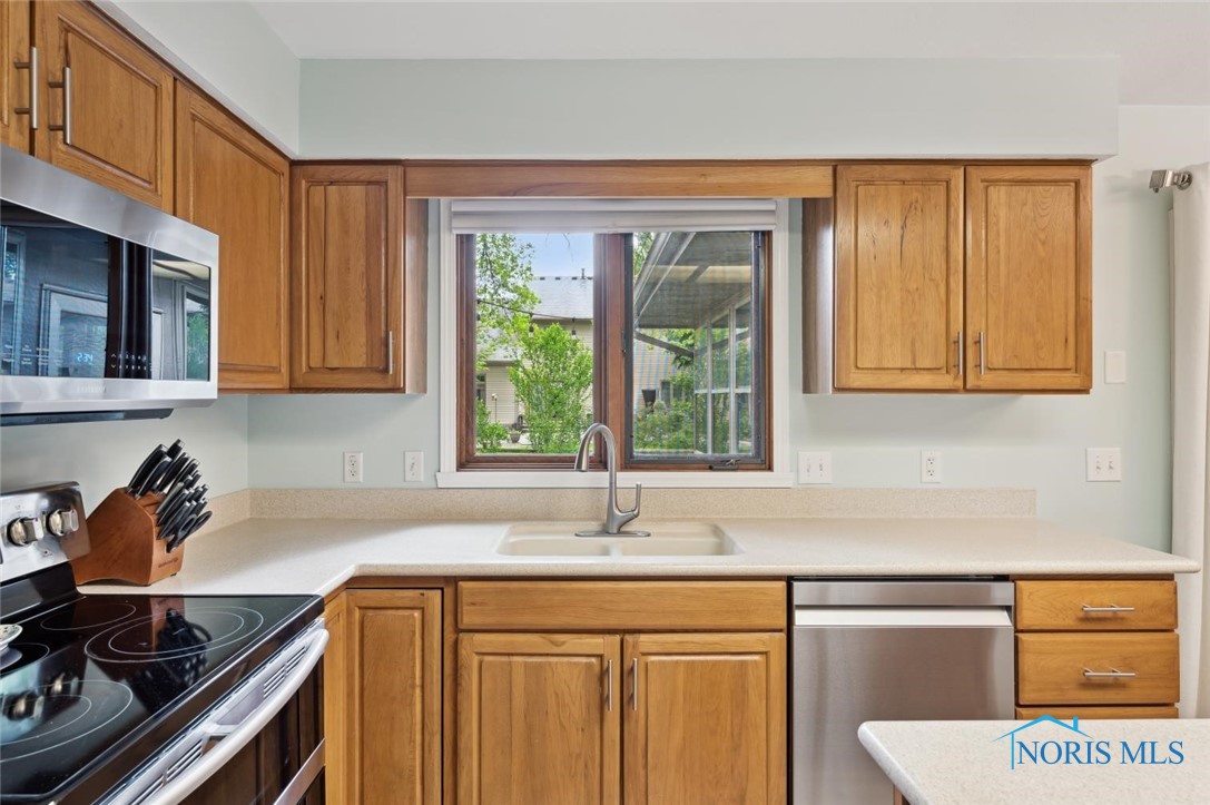 2426 Gibley Park Road, Toledo, Ohio image 16