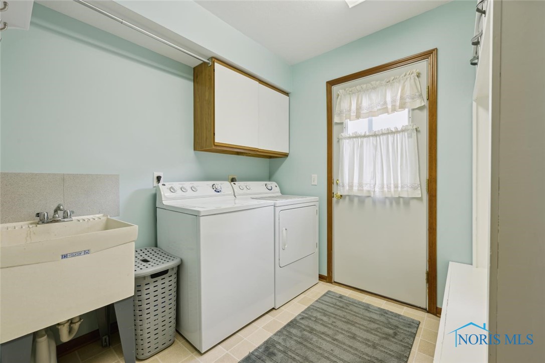 2426 Gibley Park Road, Toledo, Ohio image 24