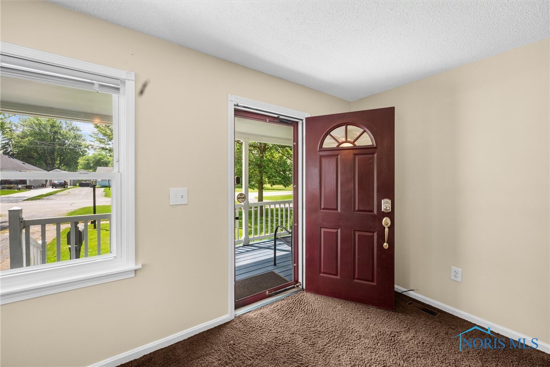557 W 7th Street, Perrysburg, Ohio image 6